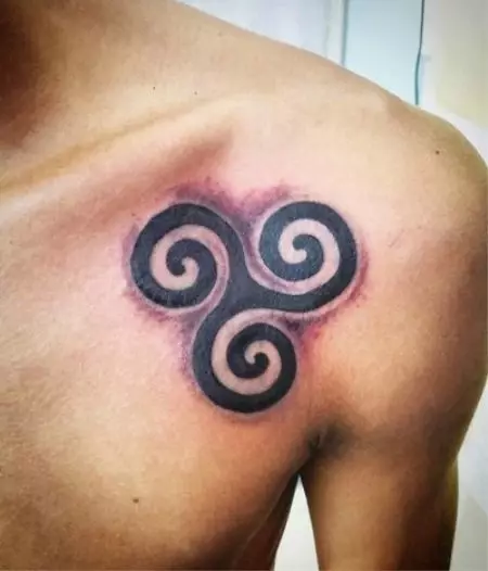 Tattoo „Power”: znakovi nepobjedive snage duha, značenje simbola. Crtice iz tetovaže znači unutarnju moć. Tetovaža na ruci i na drugim dijelovima tijela 13837_16