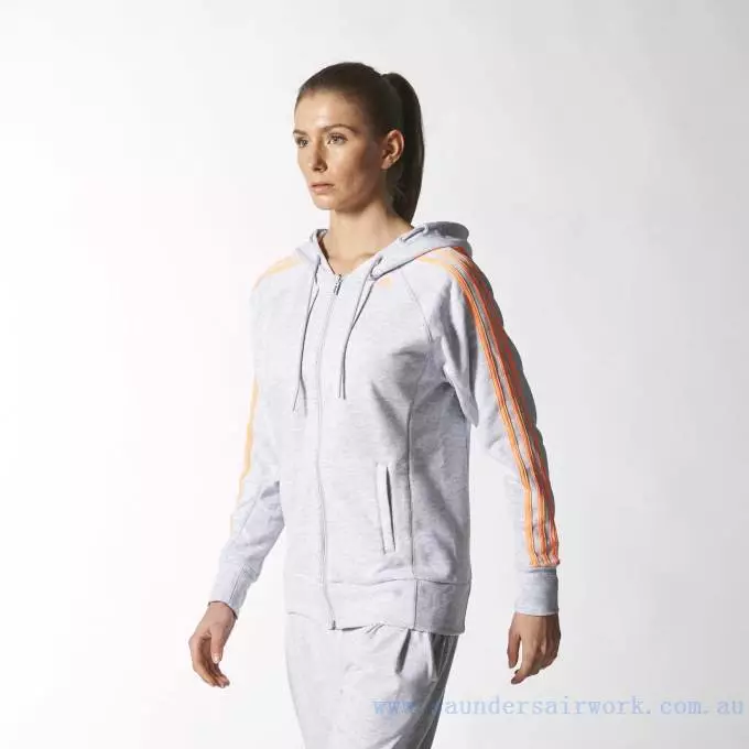 Adidas Sports Suits (100 photos): Female and Children's Sport Suit, ADIDAS Porsche Design, Performance and Real Madrid 1388_86