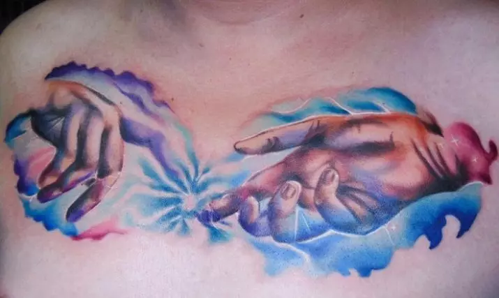 Tetování „Tvorba Adama“: hodnota tetování, kde dvě ruce táhnou navzájem, skic, tetování na hrudi (na okrajích) a jiné části těla 13898_12