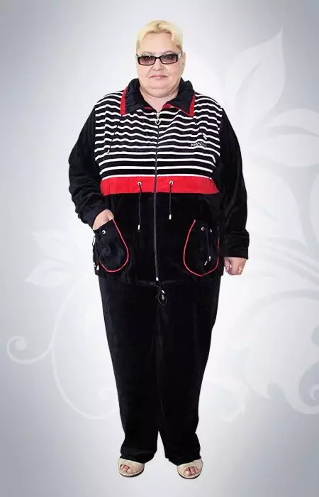 Vellasové dámské sportovní obleky (95 fotek): kostýmy velkých velikostí od veluru, značkových a kamínek, v černém 1391_23