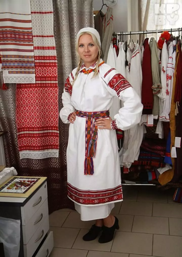 کت و شلوار ملی بلاروس (67 عکس): عناصر لباس عامیانه زنان بلاروس، کودکان، لباس های زمستانی زمستانی 1392_12