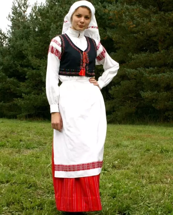 Беларусь улуттук костюму (67 сүрөт): Беларуссиянын Элементтери Беларуссиянын Элементтери, Балдардын, кышкы улуттук костюмдар 1392_33