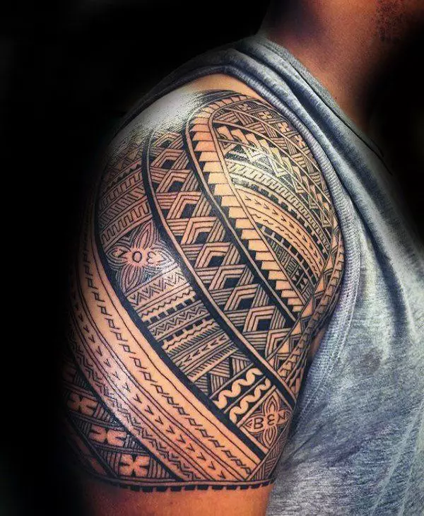 Samoa Tattoo: szkice samoan tatuaży i ich znaczenie, funkcje i opcje tatuażu 13942_12