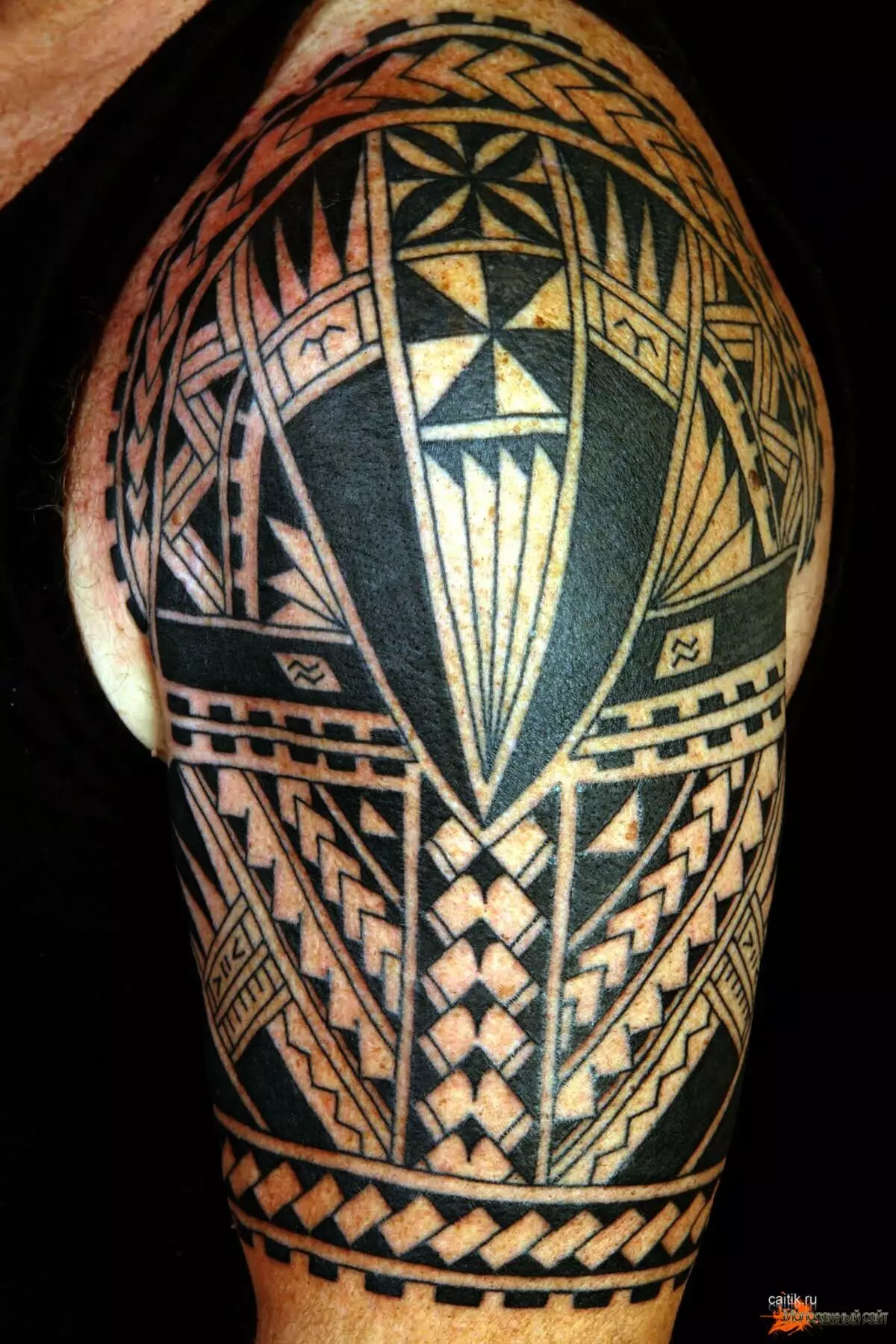 Samoa Tattoo: schetsen van Samoan-tatoeages en hun betekenis, functies en opties voor tatoeage 13942_13