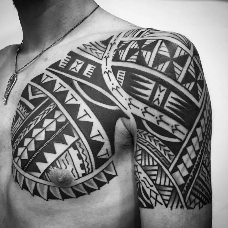 Samoa Tattoo: Sketches Samoan Tattoos û wateya wan, taybetmendî û vebijarkên ji bo Tattoo 13942_2