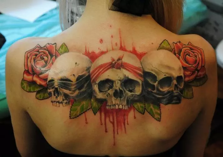 Tattoo Charms meitenēm: tarifu tetnismanu nozīme sievietēm no ļaunajām acīm un bojājumiem, tetovējums uz rokas uz rokas un uz citām ķermeņa daļām 13951_44