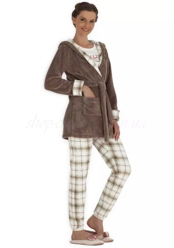 महिला ट्रिपल कॉस्टयूम (87 फोटो): एक लड़की, स्कर्ट, ट्वीड, दोगुनी के लिए एक ट्रिपल सूट क्या है 1395_71