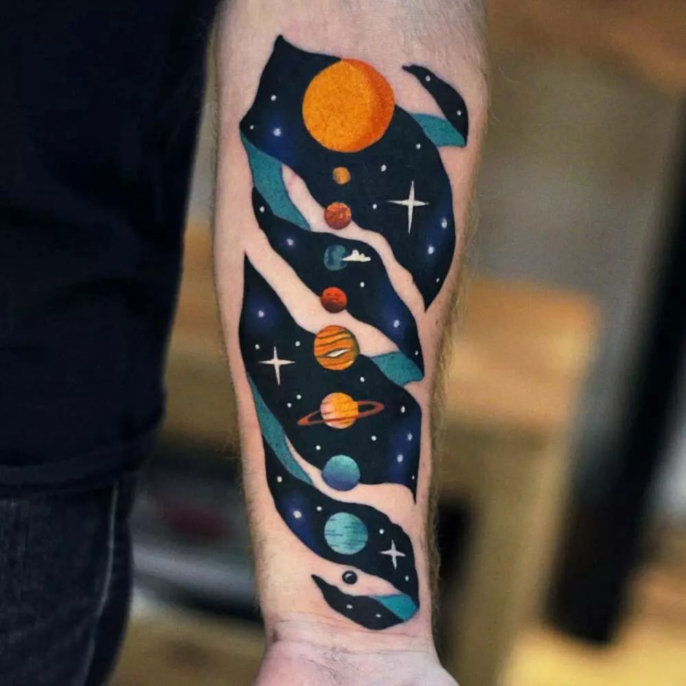 纹身“游行行星”：手上，背部和身体其他部位的纹身的价值和草图。纹身与行星位于一排 13961_10