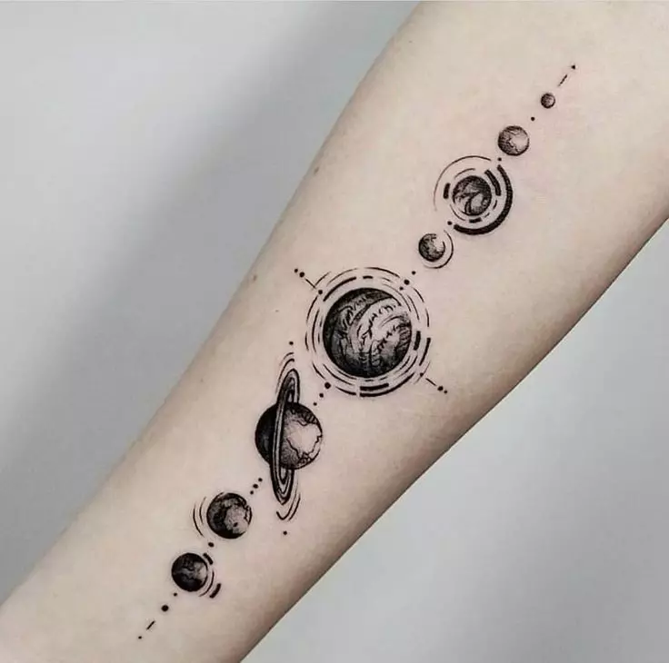 纹身“游行行星”：手上，背部和身体其他部位的纹身的价值和草图。纹身与行星位于一排 13961_15