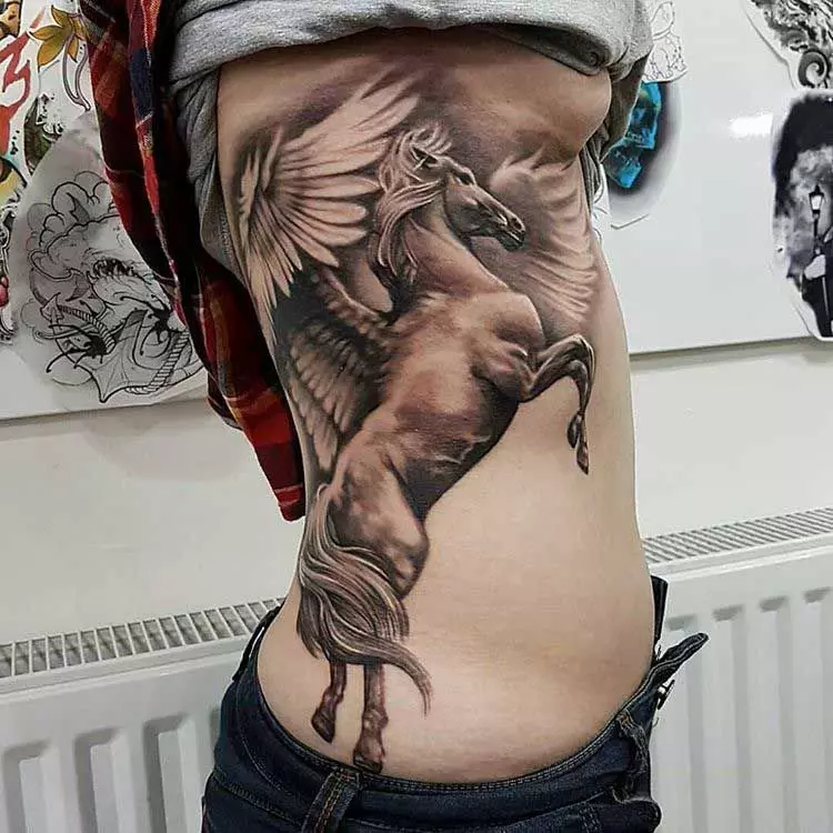 Tattoo Hevosilla: Tatuoinnit, tatuointi hevoset tytöille ja miehille, tatuointi käsillä ja takana, hevosten kallo ja fiery hevonen, muut vaihtoehdot 13974_24