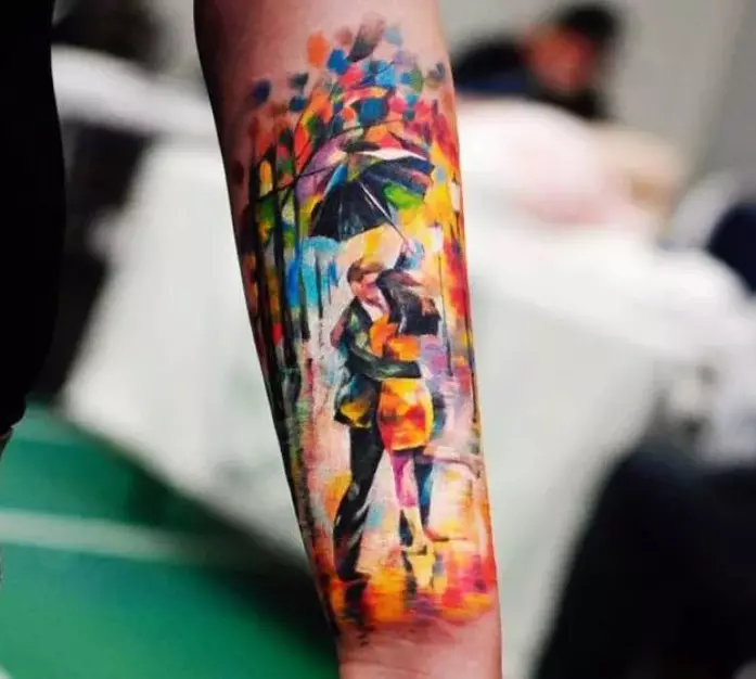 Tattoo på underarmen (93 bilder): Skisser av tatoveringer på hånden fra børsten til albuen. Liten og stor tatovering på utsiden av underarmen og indre, vakre ideer 13976_61