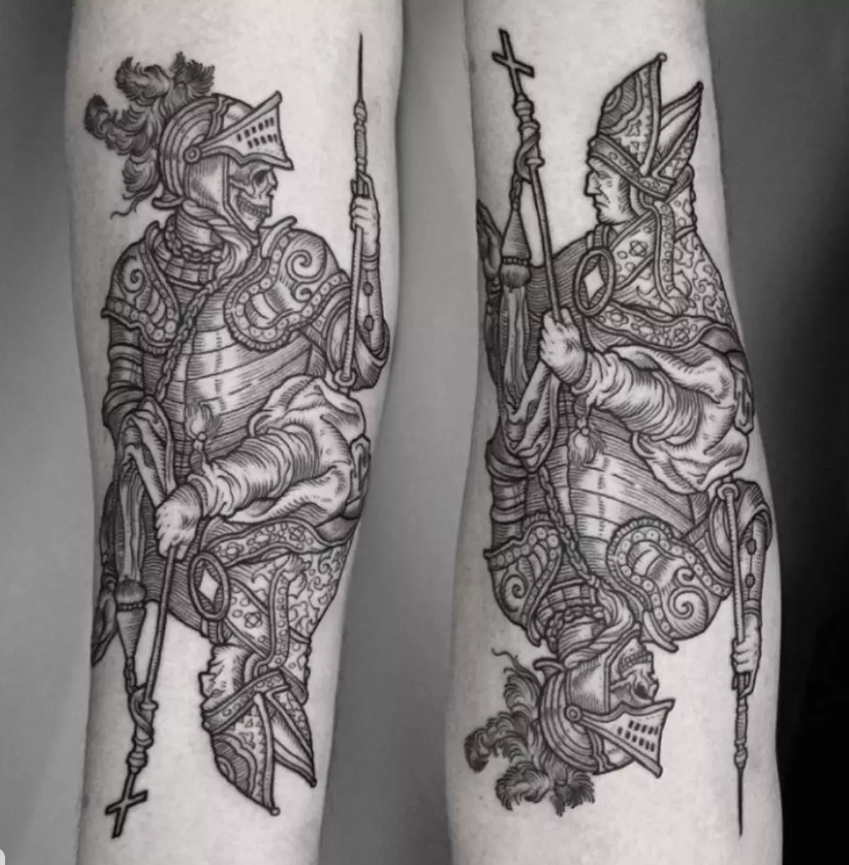 Τατουάζ στο αντιβράχιο (93 φωτογραφίες): Σκίτσα τατουάζ στο χέρι από τη βούρτσα στον αγκώνα. Μικρό και μεγάλο τατουάζ στο εξωτερικό του αντιβραχίου και εσωτερικές, όμορφες ιδέες 13976_76