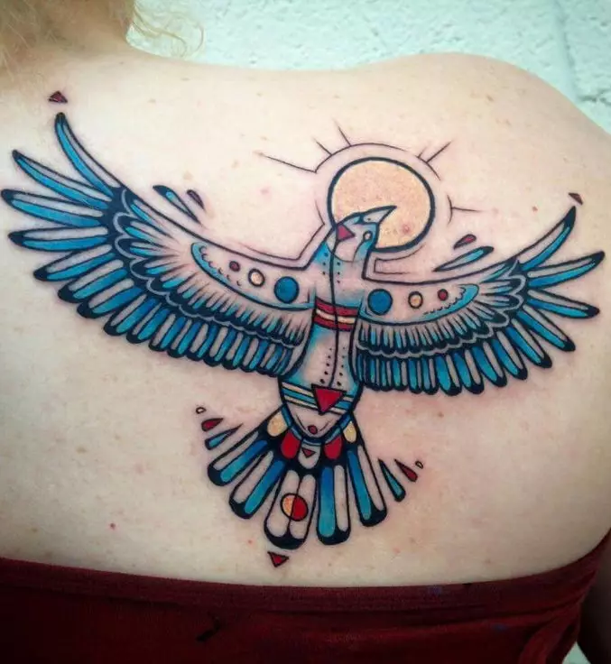 Indėnų tatuiruotės: actekai ir kiti Indijos tatuiruotės, vyrų ir moterų eskizai ir vertybės. Tatuiruotė rankovių ir žavesio pavidalu 13989_32