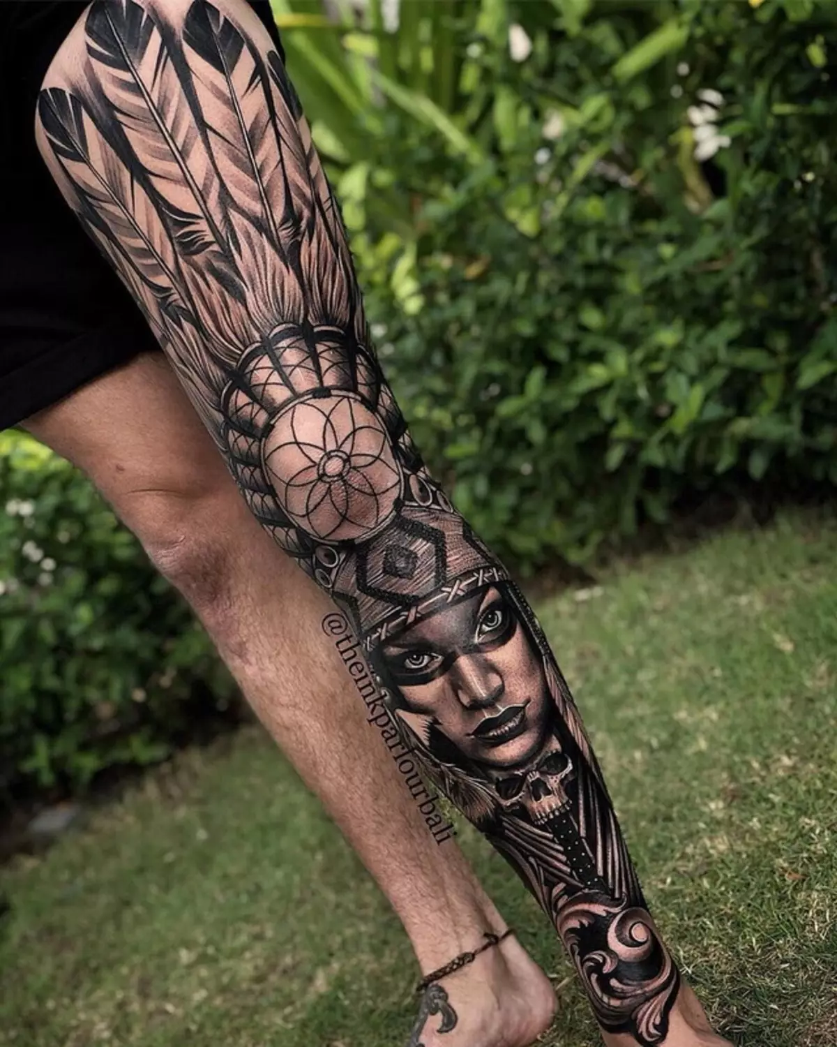 Indėnų tatuiruotės: actekai ir kiti Indijos tatuiruotės, vyrų ir moterų eskizai ir vertybės. Tatuiruotė rankovių ir žavesio pavidalu 13989_56