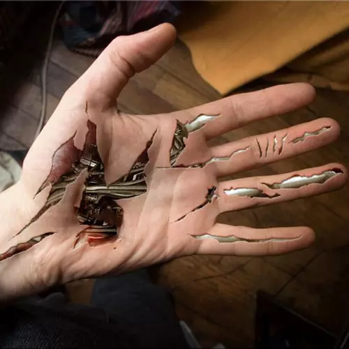 3D TATTOO (55 foto): Untuk kanak-kanak perempuan dan untuk lelaki, lakaran labah-labah dan lain-lain, lengan di tangan dan tatu di kaki, di belakang dan pada paha, di bahu dan di bahagian lain badan 13990_5