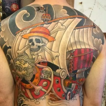 紋身“海盜”：海盜紋身的含義。與加勒比海的草圖，帶頭骨和旗幟，其他想法。紋身在肩部，胸部和身體的其他部位 13991_15
