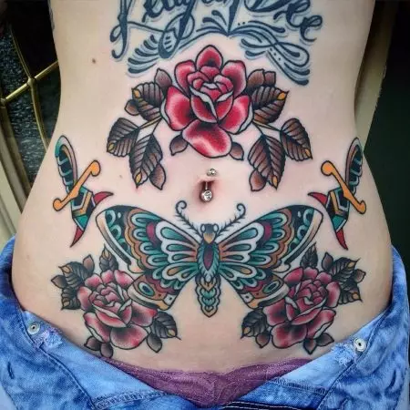 Tattoo Baroque: Sketsa sy tatoazy tsara tarehy miaraka amin'ny modely ho an'ny zazavavy. Tatoazy 
