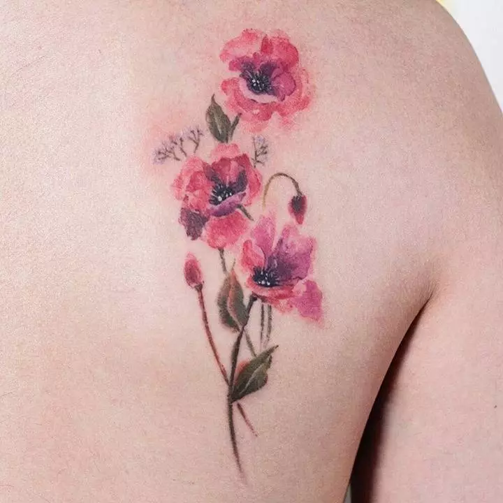 Tatuointi terät (45 kuvaa): luonnokset tatuoinnit, merkinnät ja kukat, kissat ja muut alkuperäisimmät kauniimmat tatuoinnit, pienet ja suuret yksinkertaiset tatuoinnit 14011_25