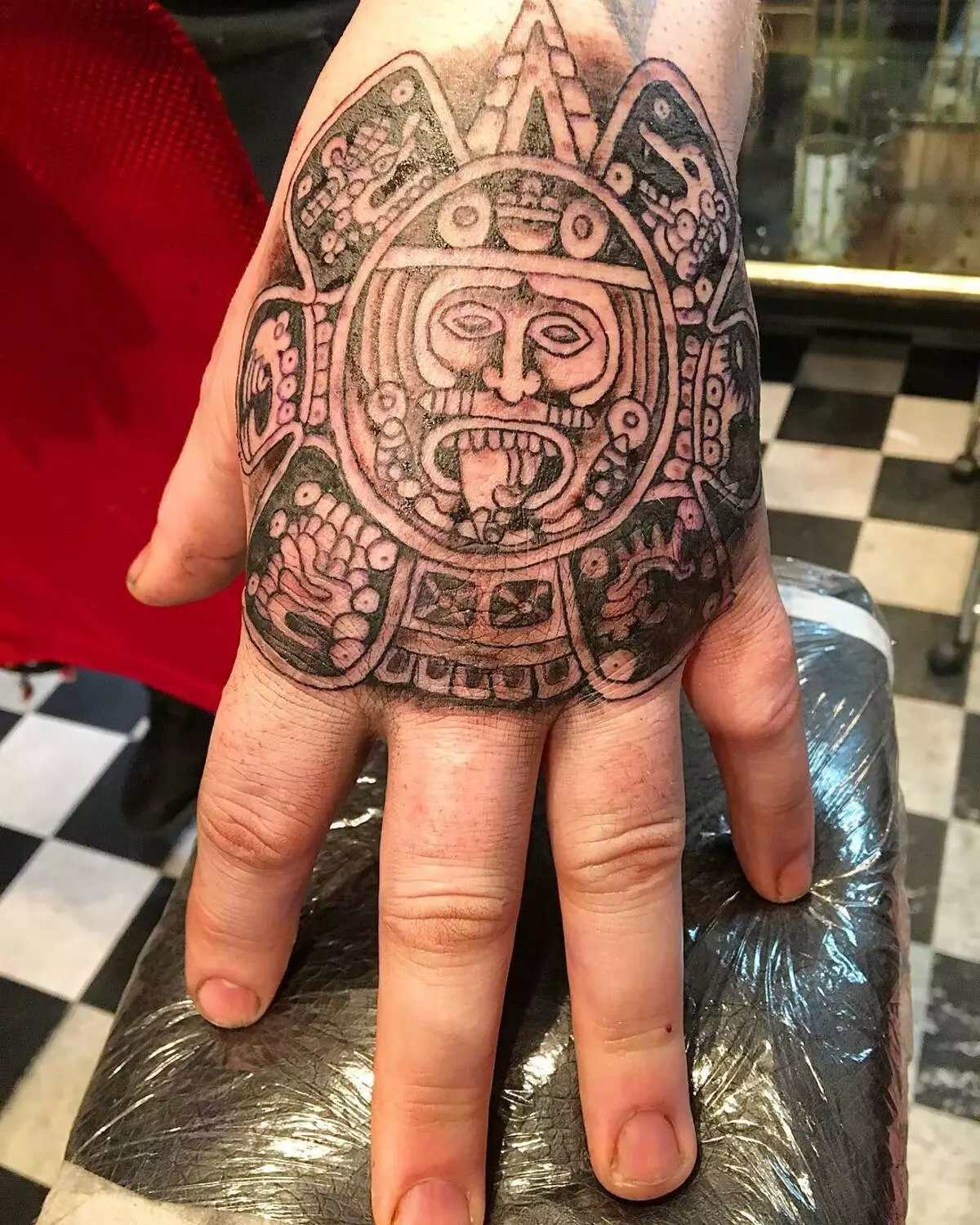 Maya Tattoo: Szkice tatuaży w stylu plemię Indian. Oznaczający. Kalendarz, wzory i inne dodatkowe rysunki 14013_19