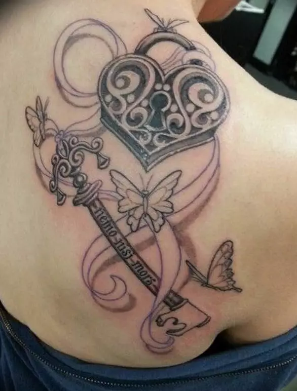 Tattoo of Heart (41 ფოტო): tattoos და მნიშვნელობა. Tattoo on მაჯის მხრივ და სხეულის სხვა ნაწილები. პატარა გატეხილი გული და სხვა ვარიანტი 14022_29