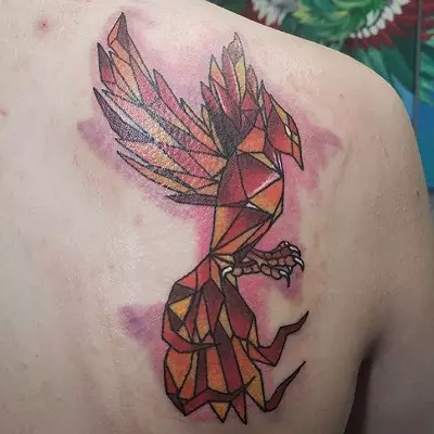 纹身“凤凰”（56张）：意义和素描，纹身手头鸟（在手腕上）和背部，大腿和腿部，肩膀上，并在其他区域。纹身凤凰和龙 14035_30