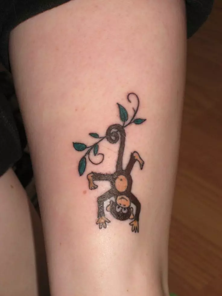 Tattoo me majmunët: Vlera e tatuazheve, tatuazh në kërthizë dhe bark, në dorë dhe në gjoks, shembuj të skicave, tatuazh për burrat dhe për gratë 14056_46