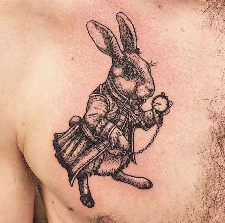 Тату «Кролик»: значення татуювання з зайцем і ескізи, тату кролика Роджера, білий зайчик і з рогами, інші варіанти для дівчат і чоловіків 14071_5
