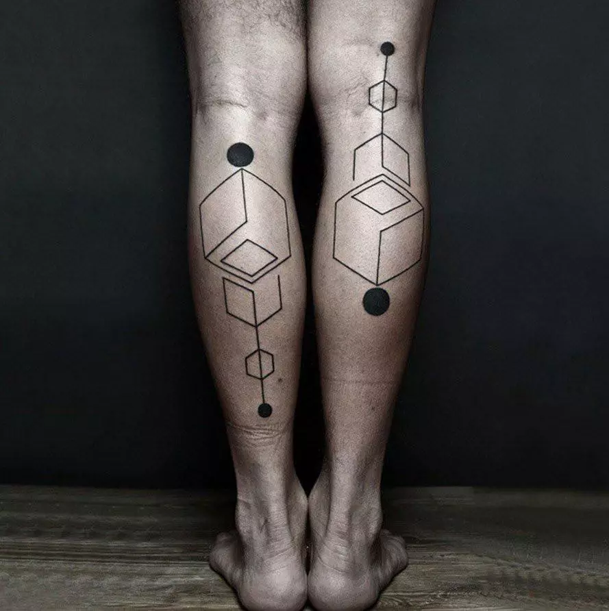 «Геометрия» татуировкасы (94 сурет): геометриялық татуировкалардың эскиздері, глензь, жеңдер мен формалар. Кішкентай гүлдер және басқа татуировкасы, олардың мағынасы 14076_7