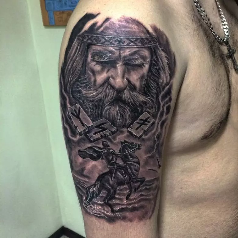 Tattoo « Perun »: la valeur et croquis des tatouages ​​avec le dieu slave, un tatouage avec un symbole Perun sur l'épaule, croquis avec un marteau et une roue sur l'avant-bras pour les hommes 14079_6
