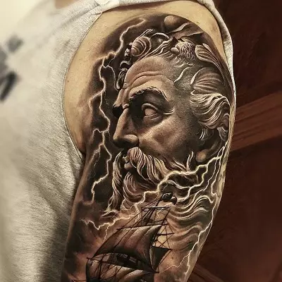 Poseidon Tattoo: Valeur des hommes et des femmes, des croquis, du tatouage avec un trident de Dieu sur l'épaule et sur la main (manchon), autres options 14098_12