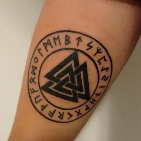 TATTOO「VALKNUT」：男性用のタトゥーのスケッチ、女の子のためのスケッチ、肩の上のシンボルの入れ墨、首、そして他のゾーン 14105_19