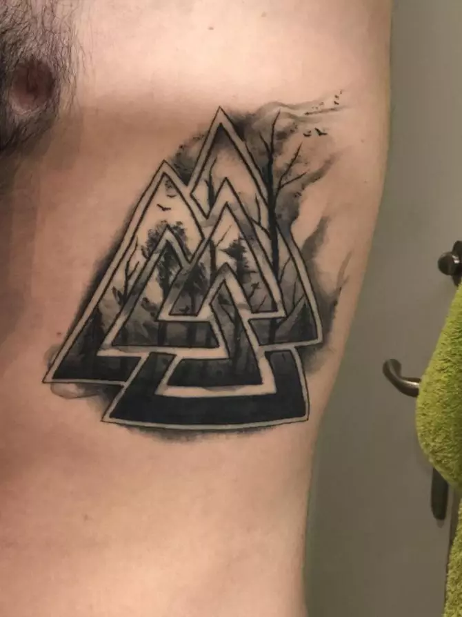 Бәдәнгә бесилған гүл «Valknut»: tattoos قىممىتى ئەر ۋە بوينىنىڭ كۈنى قىزلار, زىممىسىگە بىر بەلگە بىلەن tattoos, ۋە باشقا رايون بىر бәдәнгә гүл басмақ قىلىش sketches 14105_36