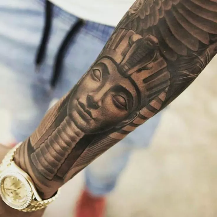 Egyptin tatuointi: Tattooksen luonnokset Egyptin teeman kanssa, symbolien tarkastelu Egyptin tyyliin, hihat hieroglyfistä ja muista tatuoista miehille ja naisille, niiden merkityksestä 14114_21