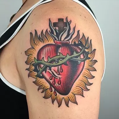 Παλιά τατουάζ Skyl: Τατουάζ σκίτσα, μαύρο και άσπρο μανίκι και λίγο χελιδόνια, καρδιά και πάνθηρα, φίδι και άλλες εικόνες τατουάζ για το στήθος, τον ώμο και τα πόδια 14139_22