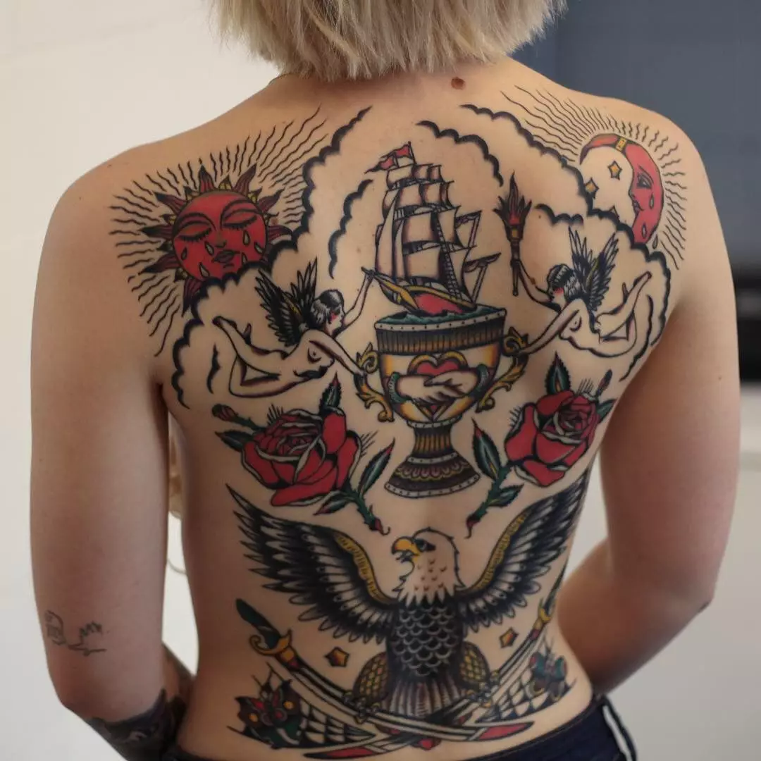Tatuazh i vjetër skylik: skica tatuazh, mëngë të zezë dhe të bardhë dhe swallows pak, zemra dhe panterë, gjarpër dhe imazhe të tjera tatuazh për gjirin, shpatullat dhe këmbët 14139_32