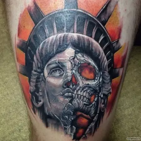 タトゥー「自由の像」：スケッチや入れ墨の値、手と足のタトゥー、前腕および背面に、美しい例 14147_21