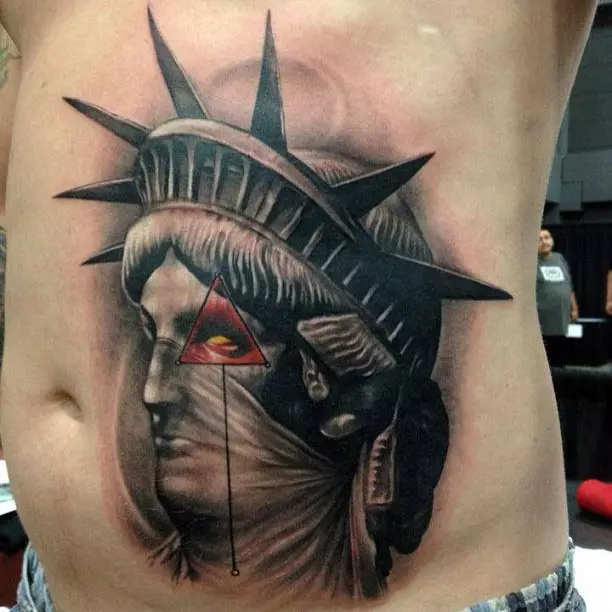タトゥー「自由の像」：スケッチや入れ墨の値、手と足のタトゥー、前腕および背面に、美しい例 14147_25