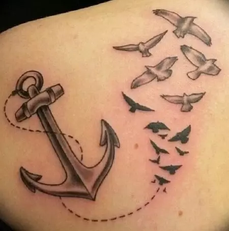 Anchor Tattoo: valè a nan tatoo ak desen, tatoo pou ti fi ak pou gason, tatoo sou men ak janm, sou dwèt la ak sou ponyèt la, sou pwatrin lan ak nan lòt zòn 14162_38