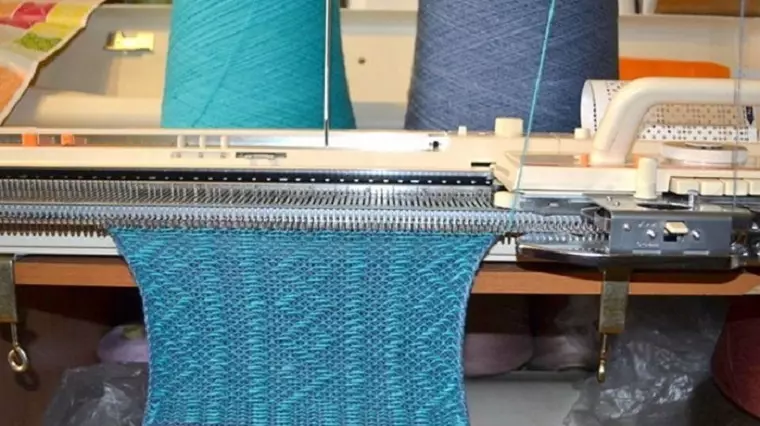 Mesin Knitting Broother: Kad untuk Mesin Knitting Baru. Kenapa mesin bersatu melalui baris? Penerangan mengenai model. 14197_9