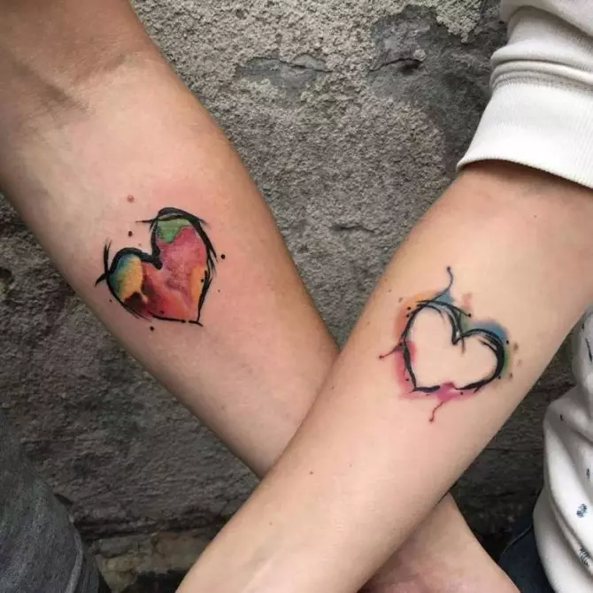 Párované tetování pro svého manžela a manželky (55 fotek): malé tetování pro dva a společné tetování ve formě nápisů, jiné krásné nápady pro páry 14211_18