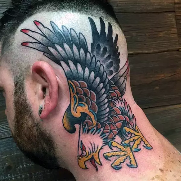 Tattoo vesh (58 foto): tatuazhet për burrat dhe për gratë, yjet e vegjël dhe gjarpërinjtë, zogjtë dhe twigs, asterisks dhe phoenix, opsione të tjera dhe shembuj të skicave 14236_22