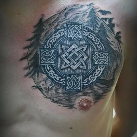 Tattoo Vikings (55 Fotoen): Viking Tattooen Wäert. Tattoo op d'Schëller, Ärmelen op Hänn fir Männer an Tattoo op der Ënneraarm, op der Récksäiten 14249_22