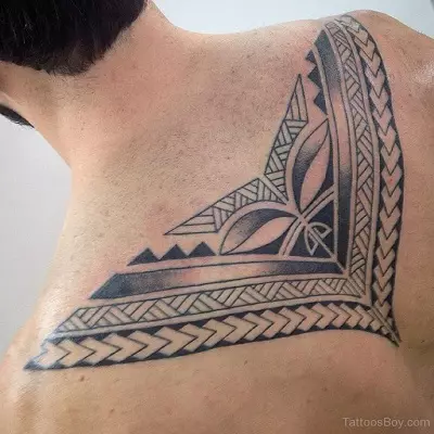 Maori Tattoo (36 foto's): Men's tattoos op hand en die betekenis daarvan, sketse, tatoo se vroue in die styl van die stam, simbool review 14254_26