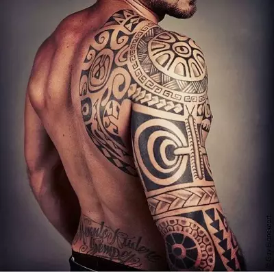 Maori Tattoo (linepe tse 36): Li-tattoo tsa banna matsohong le moelelo oa tsona, sketches, li-tattoo tsa basali ka mokhoa oa morabe, oabohlokoa 14254_33