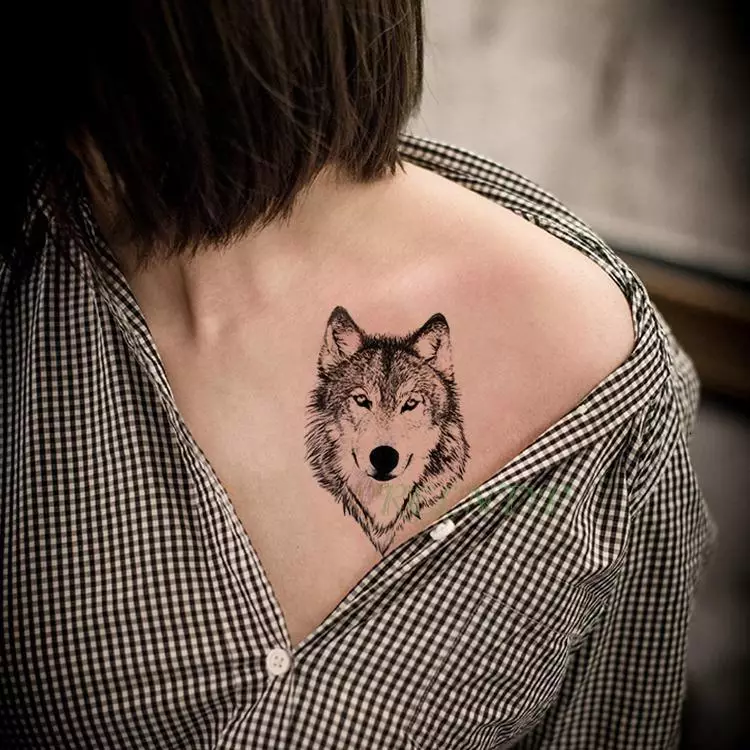 Prevedena tetovaža (45 fotografija): Kako ljepilo privremene tetovaže naljepnice na tijelu? Tattooo-pjega na licu i druga tetovaža koja se drže dugo vremena 14269_2