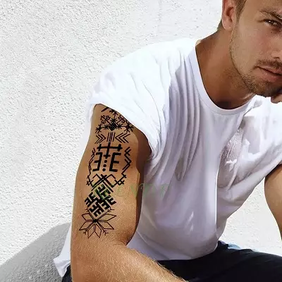 Flash tattoo (42 fotografij): Kaj je to? Tattoo na telesu in laseh, zlato nalepke in drugi. Kako uporabljati začasne tetovaže in koliko se držijo? 14271_23
