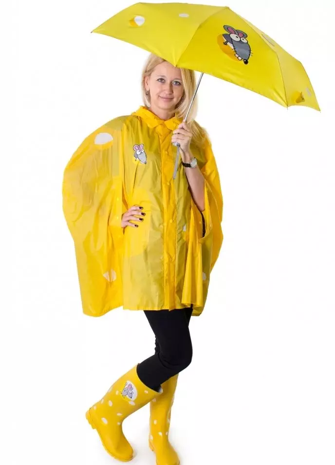 美麗的raincoat（92張照片）：女性的美麗雨衣，雨衣 14301_24