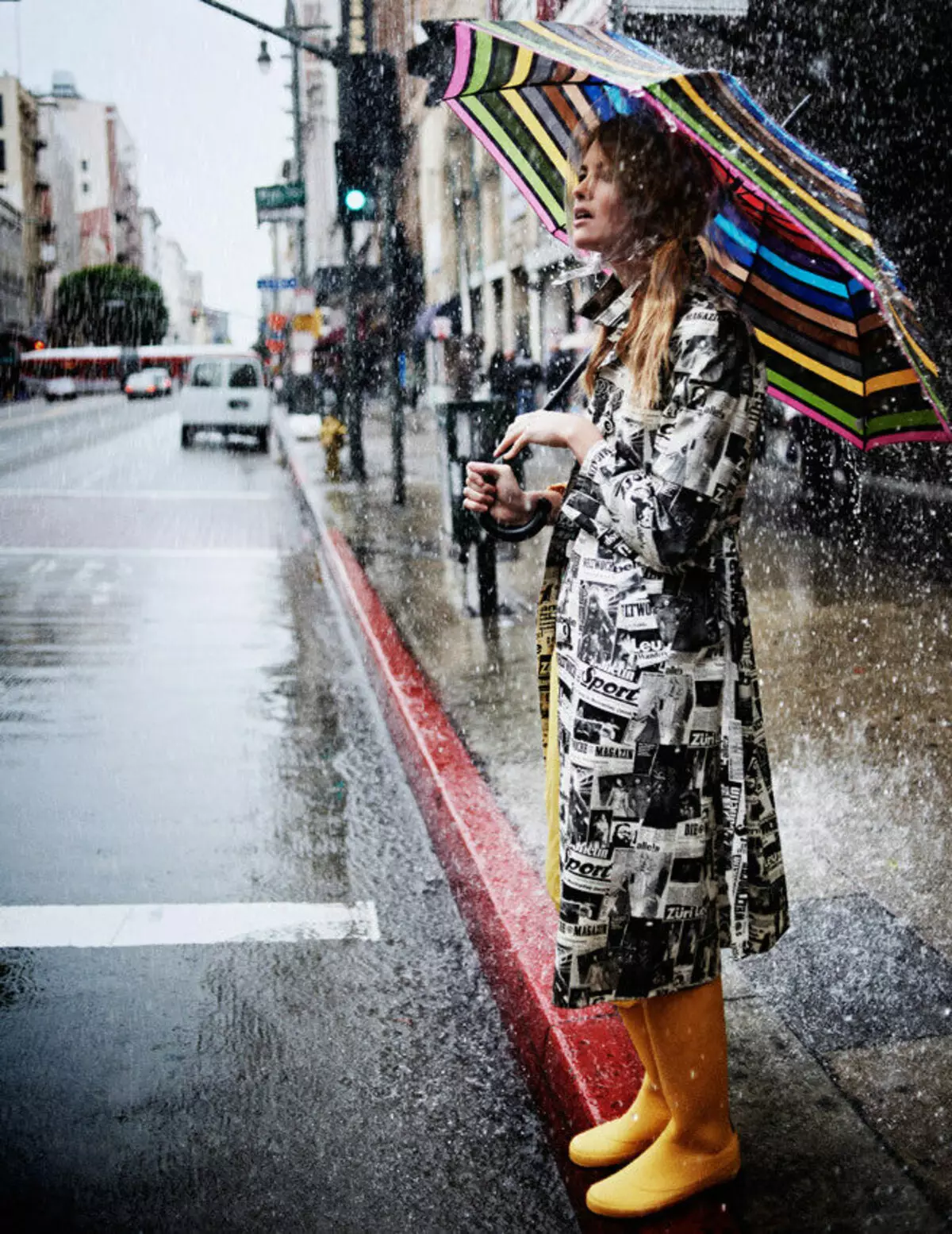 美麗的raincoat（92張照片）：女性的美麗雨衣，雨衣 14301_55
