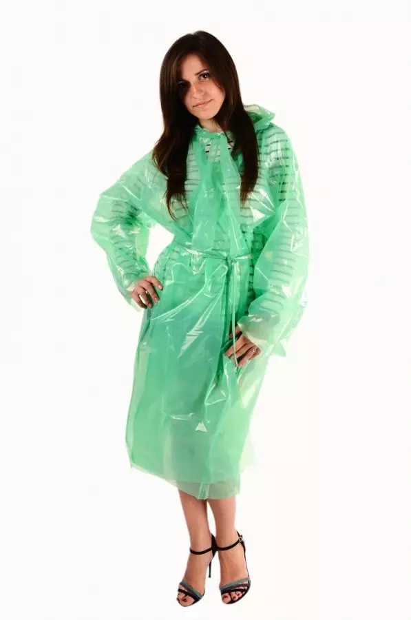 美麗的raincoat（92張照片）：女性的美麗雨衣，雨衣 14301_66