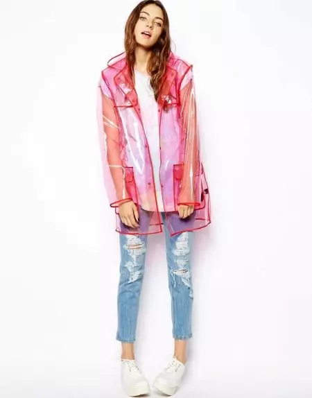 Transparent raincoat (36 mga larawan): fashionable women's lightning models 14305_35